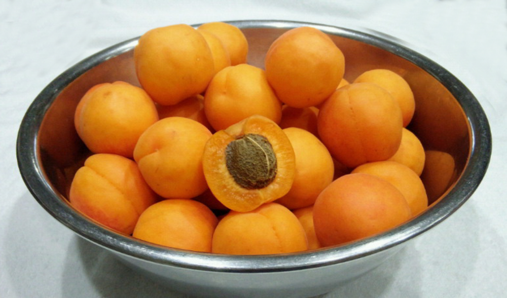 Chunky Apricot Jam